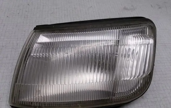 Mitsubishi Space Runner Front indicator light 12037623 010476 013902
