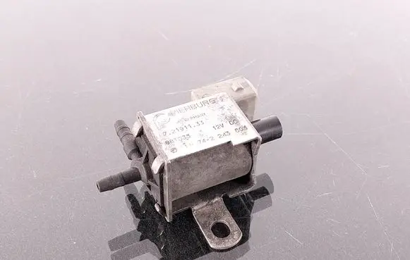 BMW 5 E34 Turbo solenoid valve 72191133
