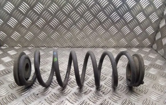 Volkswagen Touran I Rear coil spring