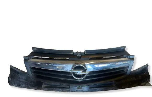 Opel Vivaro Front bumper upper radiator grill 93856149