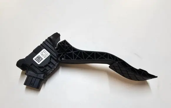 Volkswagen Tiguan Allspace Accelerator throttle pedal 5Q1723503J
