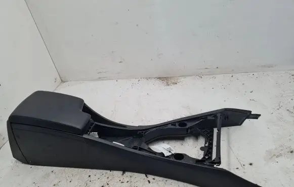 BMW 3 E90 E91 Armrest 116233121
