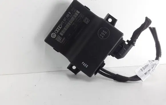 Audi A6 S6 C6 4F Gateway control module 404476 4F0907468M 4F0907468F