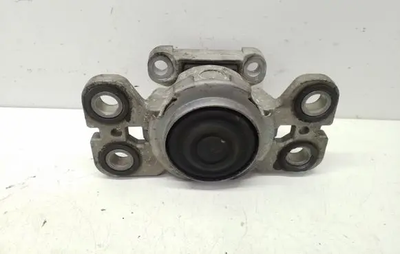 Volvo V70 Engine mount bracket 3131687602 31316876
