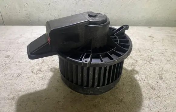 Dodge Durango Heater fan/blower AY2727006361 00582C