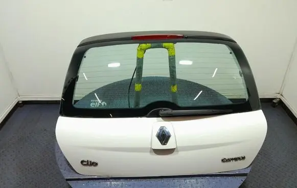 Renault Clio III Tailgate/trunk/boot lid 