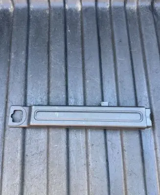 Land Rover Discovery 5 Centre console side trim rear HY3246066B