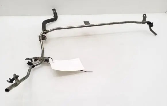Volkswagen PASSAT B6 Engine coolant pipe/hose 06J121075B