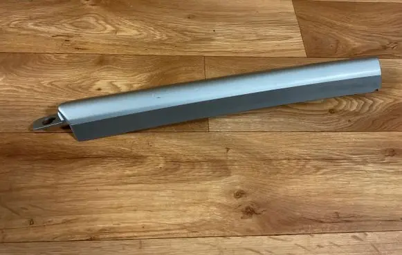 Opel Astra H Dashboard glove box trim 13116934 331985437