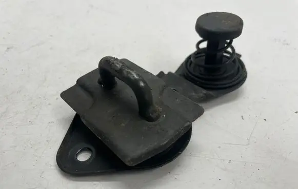 Mercedes-Benz E W211 Engine bonnet/hood lock/latch loop/hook A2118800360