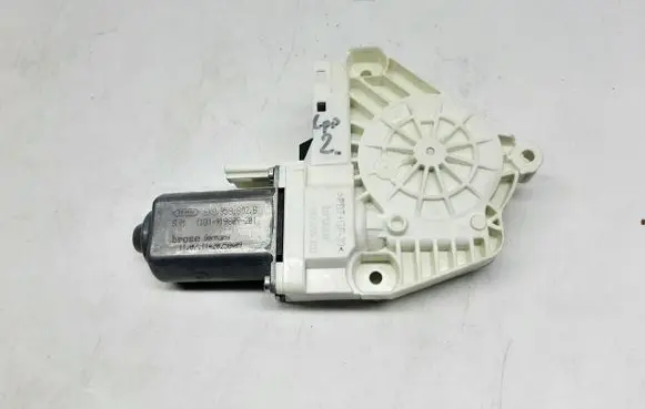 Audi A7 S7 4K8 Front door window regulator motor 8K0959802B