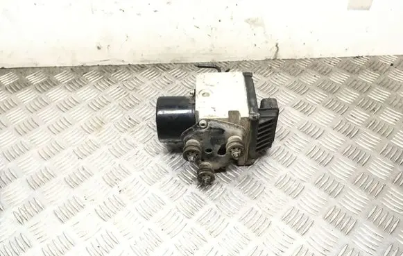 Volkswagen PASSAT B6 ABS Pump 3C0614095M 15747502B S118676023