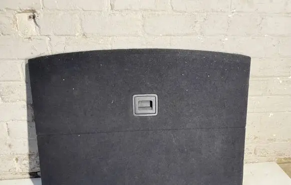 Volkswagen Golf VI Trunk/boot floor carpet liner 1K9863463B