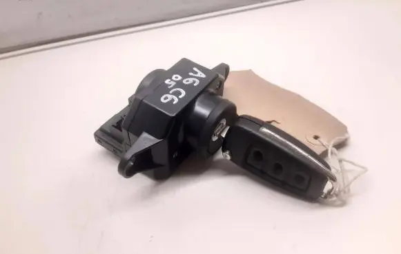 Audi A6 S6 C6 4F Ignition lock 4F0909131D 33301101 4F0910131D