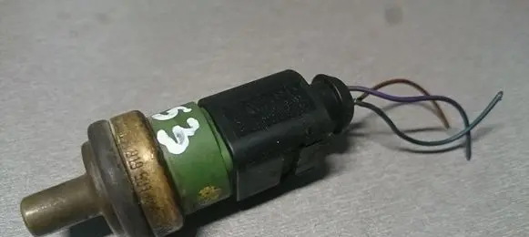 Coolant temperature sensor