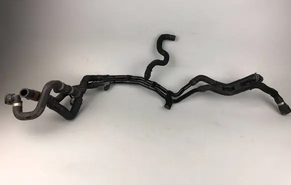 Skoda Superb B8 (3V) Engine coolant pipe/hose 5Q0121065H 5Q0122086H