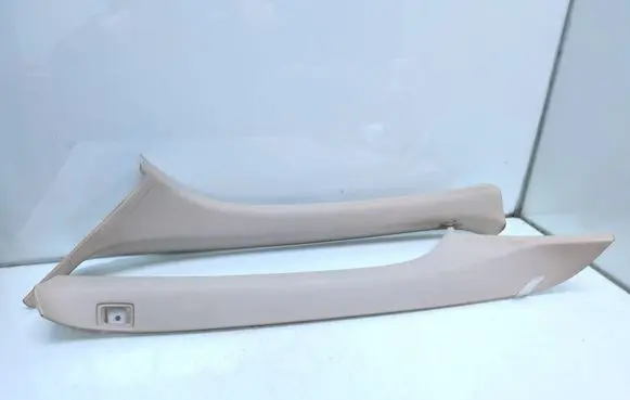 Volvo XC60 (A) pillar trim 30721138 30721139