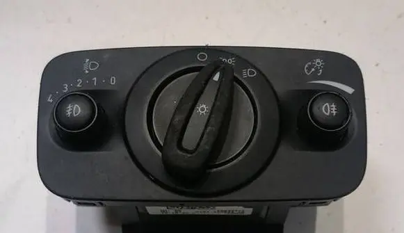 Ford Fiesta Light switch C1BT13A024CB 161025C