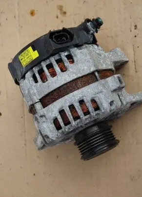 KIA Sportage Generator/alternator 373002A850