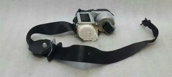Mercedes-Benz ML W164 Front seatbelt A2518606285