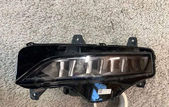 Skoda Octavia Mk4 Front fog light 5E3941699 8119341 0021289404