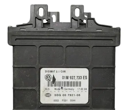 Audi A3 S3 8L Gearbox control unit/module 01M927733ES