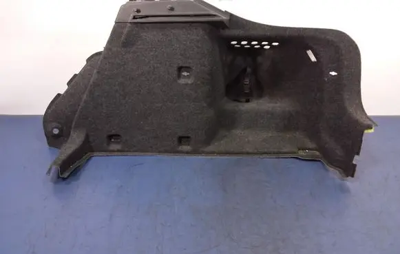 Skoda Octavia Mk3 (5E) Tailgate/boot cover trim set 5E5867428H