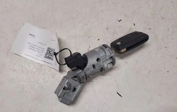 Peugeot 407 Ignition lock N0502072 N0502455