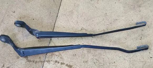 Ford Galaxy Front wiper blade arm 7M1955409A 7M1955410A