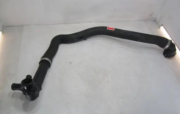 Volkswagen PASSAT B8 Engine coolant pipe/hose 5Q0121619D 5Q0122051BK
