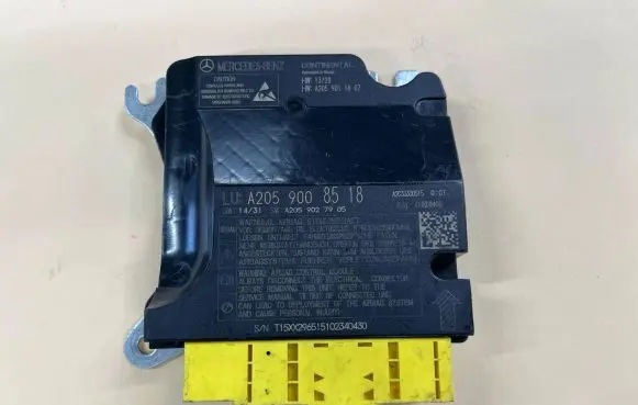Mercedes-Benz C W205 Airbag control unit/module A2059008518 A2059027905 13728