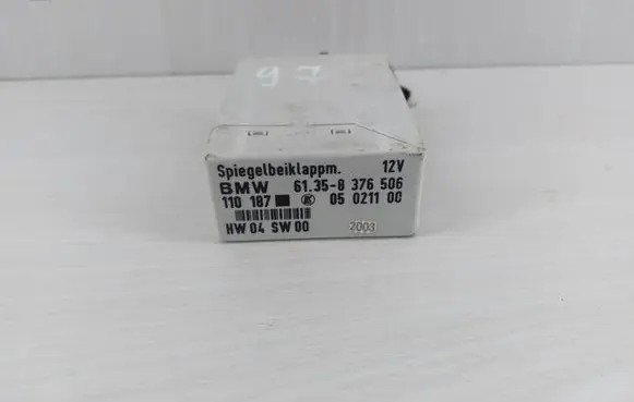 BMW 3 E46 Wing mirror control module 05021100 61358376506