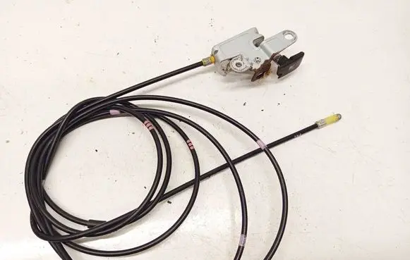 Mazda CX-7 Fuel tank opening switch 