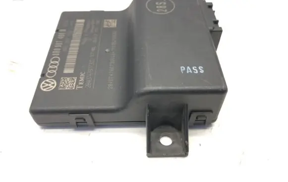 Audi A5 8T 8F Gateway control module 8R0907468N 8R0907468C 747607300