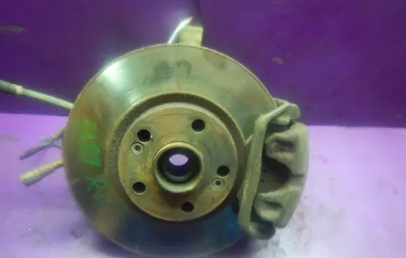 Renault Espace III Front wheel hub spindle knuckle