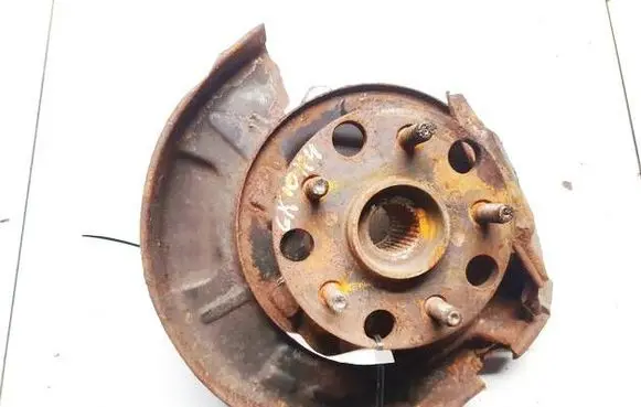 Lexus IS 220D-250-350 Rear wheel hub