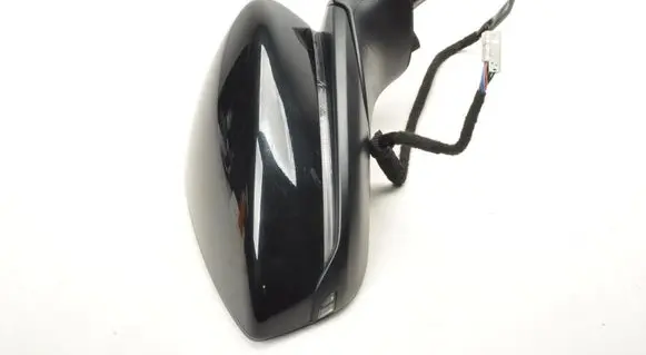 Mazda 3 Front door electric wing mirror 