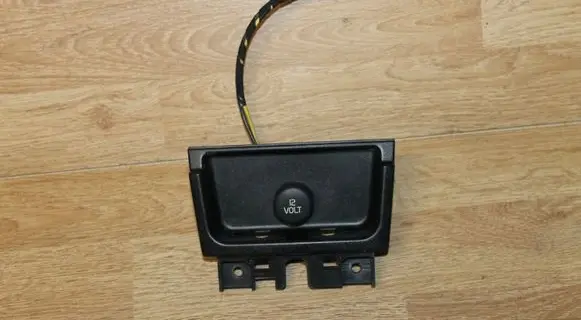 Volvo S80 12 V Socket (rear) 8696219