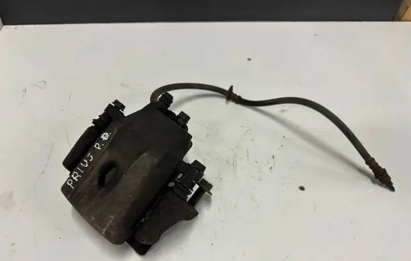 Toyota Prius (XW20) Front brake caliper
