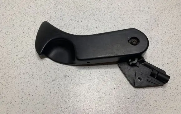 BMW 5 E39 Engine bonnet (hood) release handle 8226621 11970213