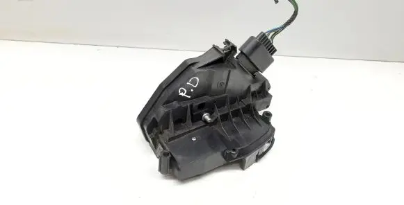 Volvo S60 Front door lock 31301740