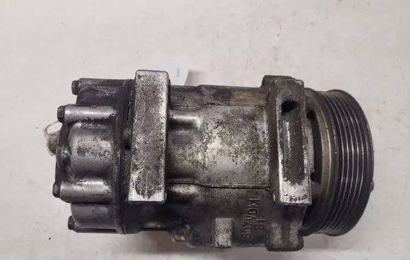Volvo V50 Air conditioning (A/C) compressor (pump) 3M5H19D629HE