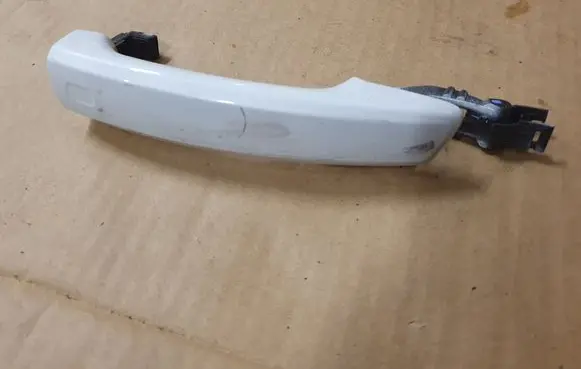 Audi A3 S3 8V Front door exterior handle 8V0837206A