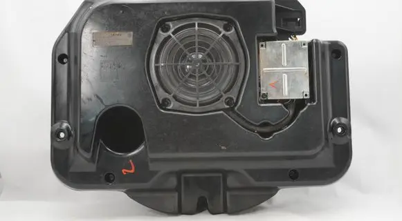 Porsche Cayenne (9PA) Subwoofer speaker 7L5035403