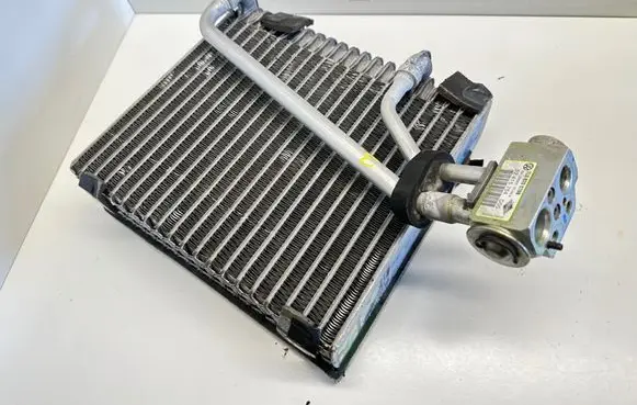 Audi Q7 4L Air conditioning (A/C) radiator (interior) 7L0820102K 52416221