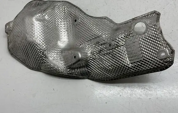 Porsche Macan (95B) Heat shield in engine bay 95B301327