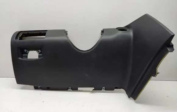 Mercedes-Benz ML W164 Dashboard lower bottom trim panel A1646803587 169031061