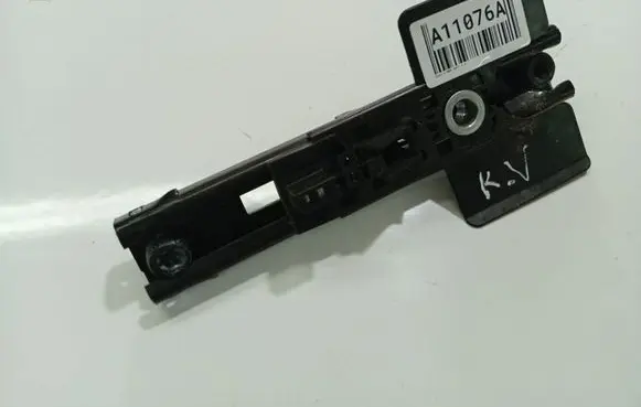 Ford C-MAX II Seat belt adjustment rail 