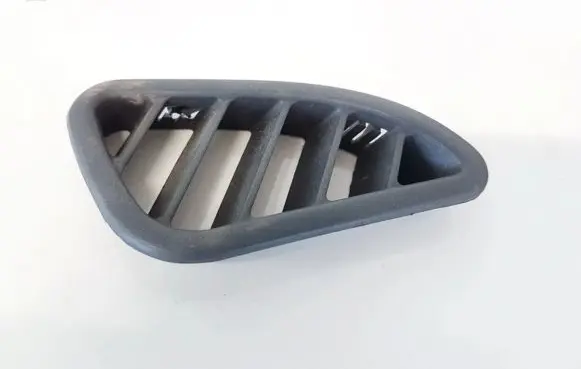 Volvo S40, V40 Dash center air vent grill 30866114