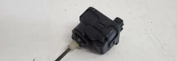 Audi A6 S6 C4 4A Headlight level adjustment motor 00728210